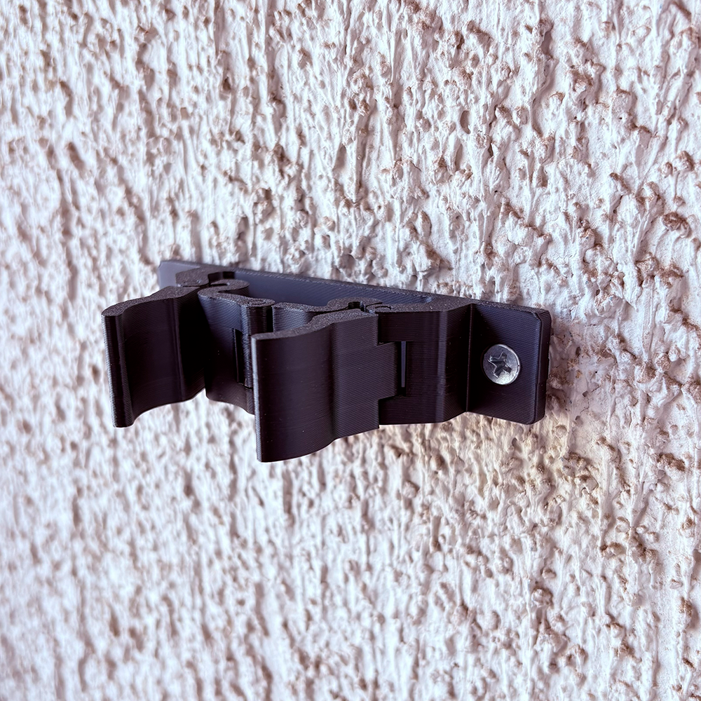 Organizador-de-escobas-de-pared-Mimados-uso-2
